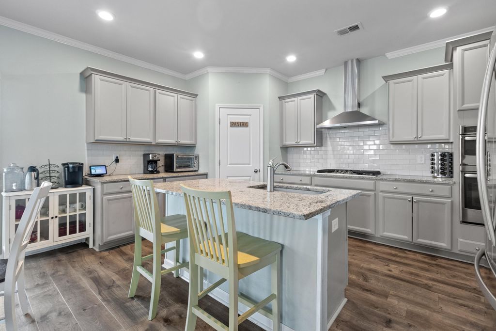 Photo of 721 Redbud Lane, Summerville, SC 29486 (MLS # 26000235)