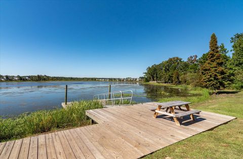 A home in Moncks Corner