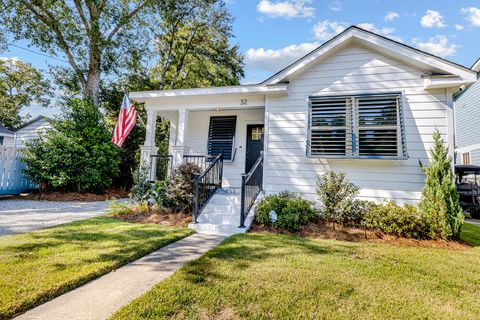 Photo of 32 Alberta Avenue, Charleston, SC 29403 (MLS # 25025483)