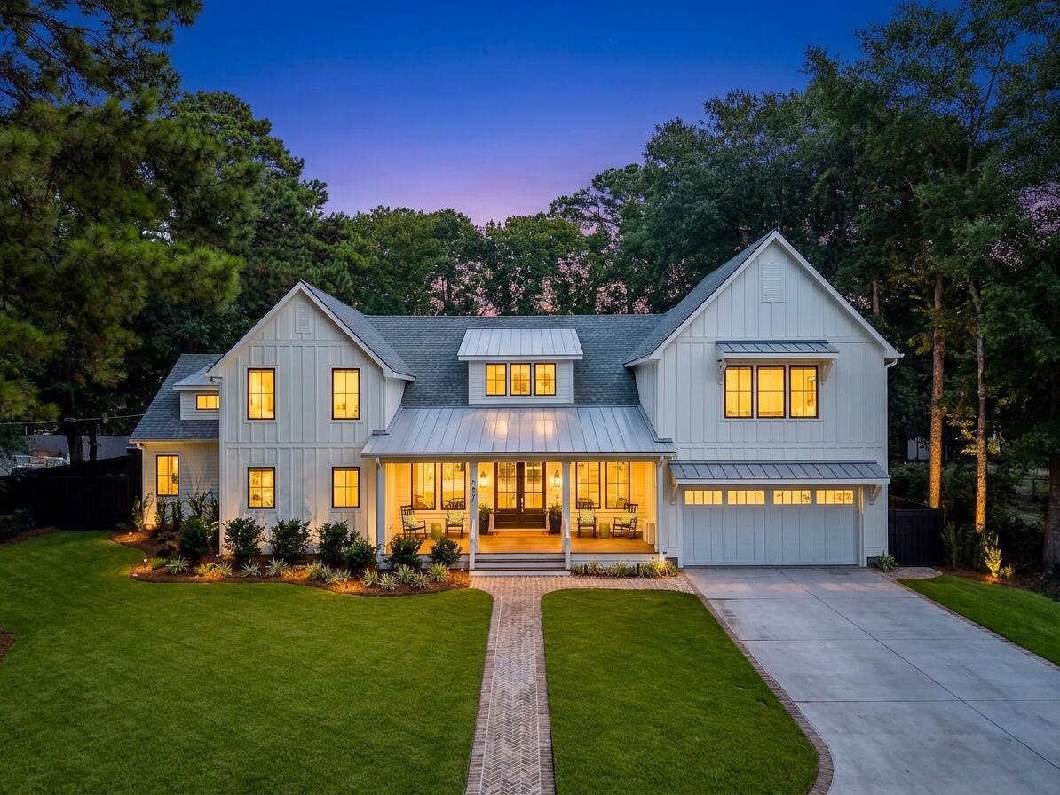 907 Cliffwood Drive