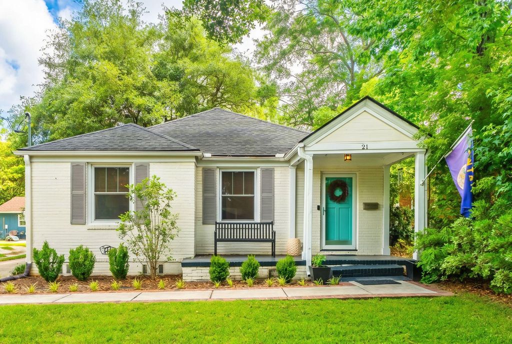 Photo of 21 Craven Avenue, Charleston, SC 29407 (MLS # 26015749)