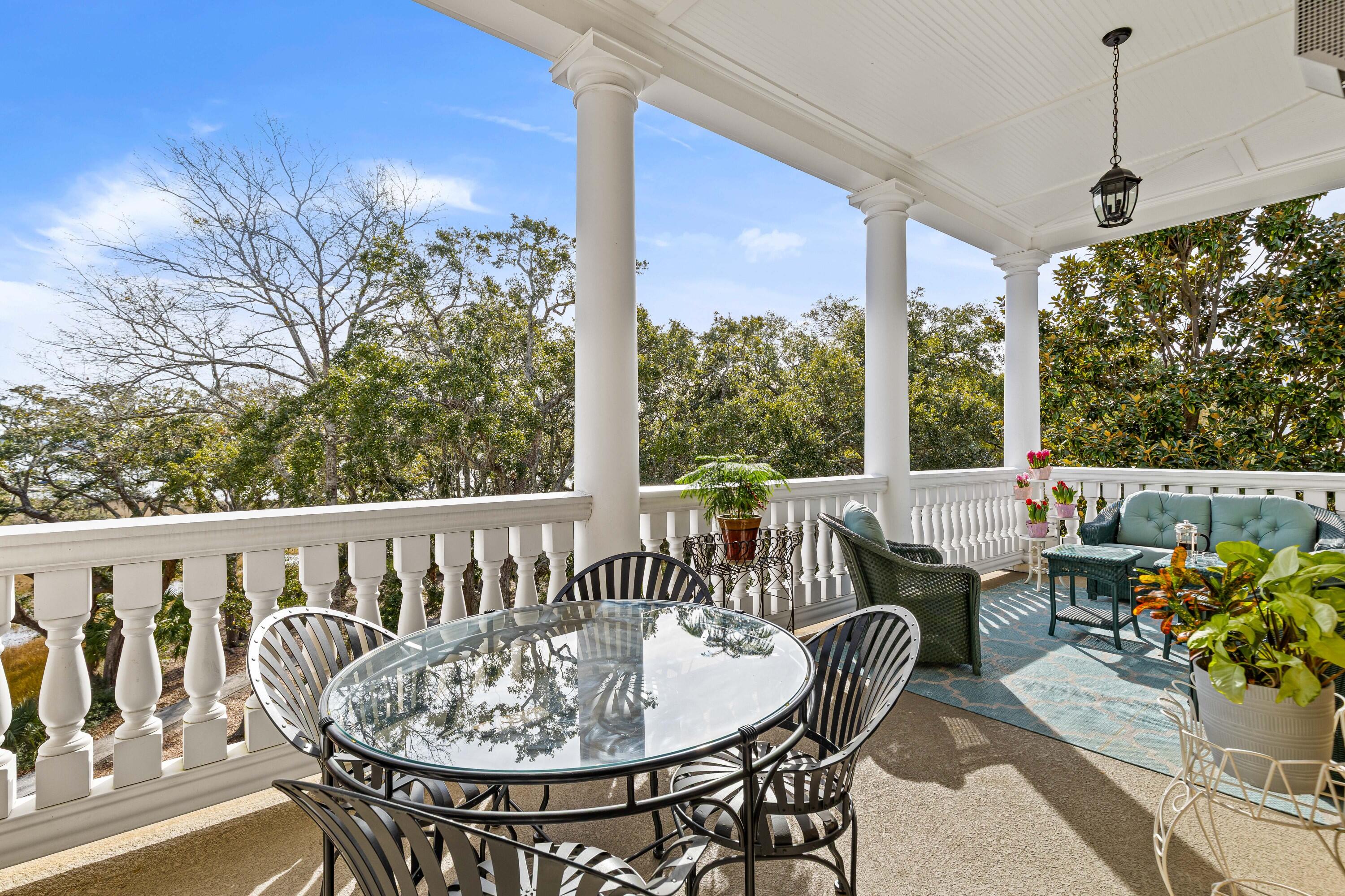 124 Fairbanks Oak Alley 4b