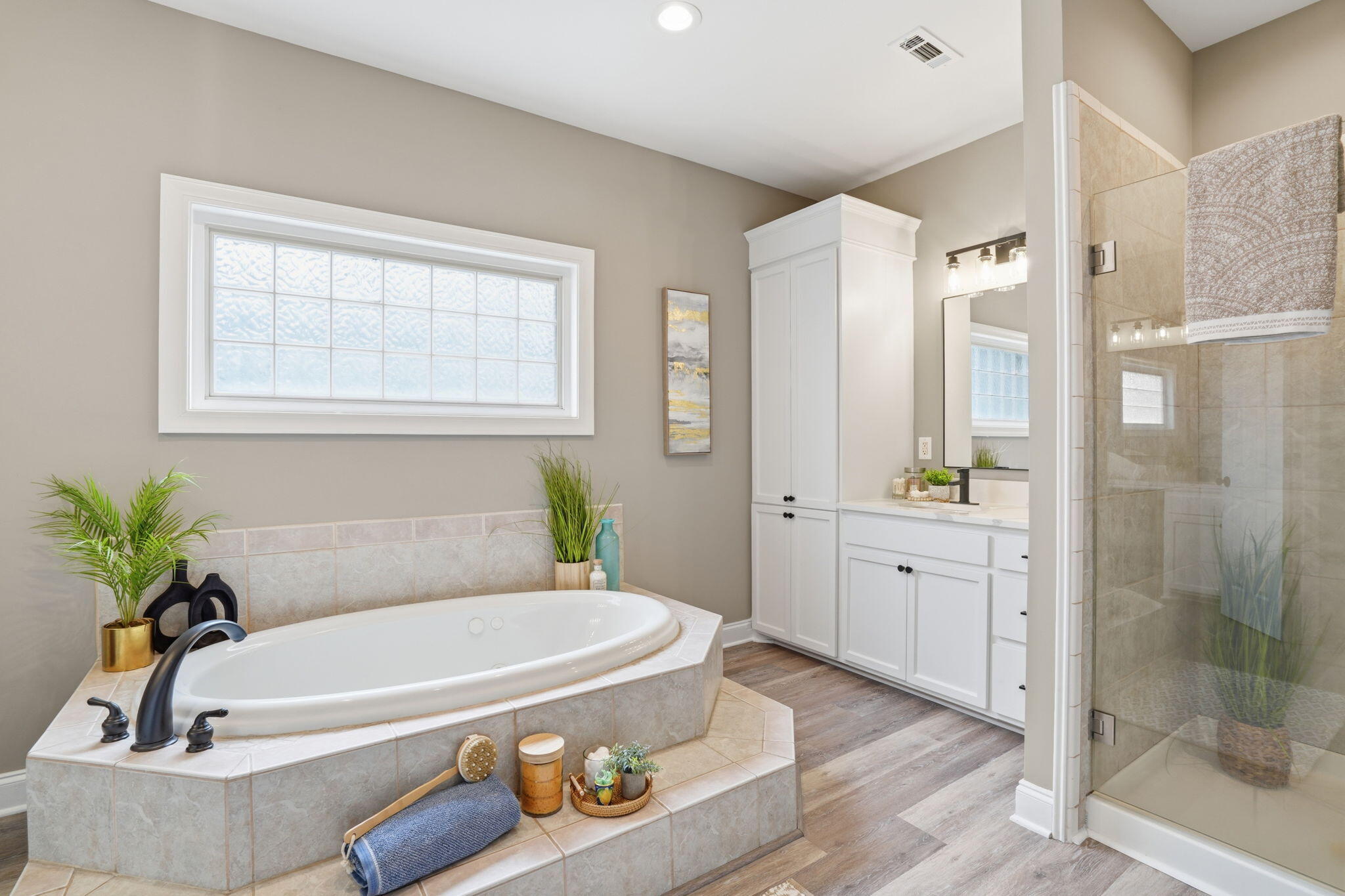 Moncks Corner, South Carolina, 29461, United States, 4 Bedrooms Bedrooms, ,3 BathroomsBathrooms,Residential,Active,2019795