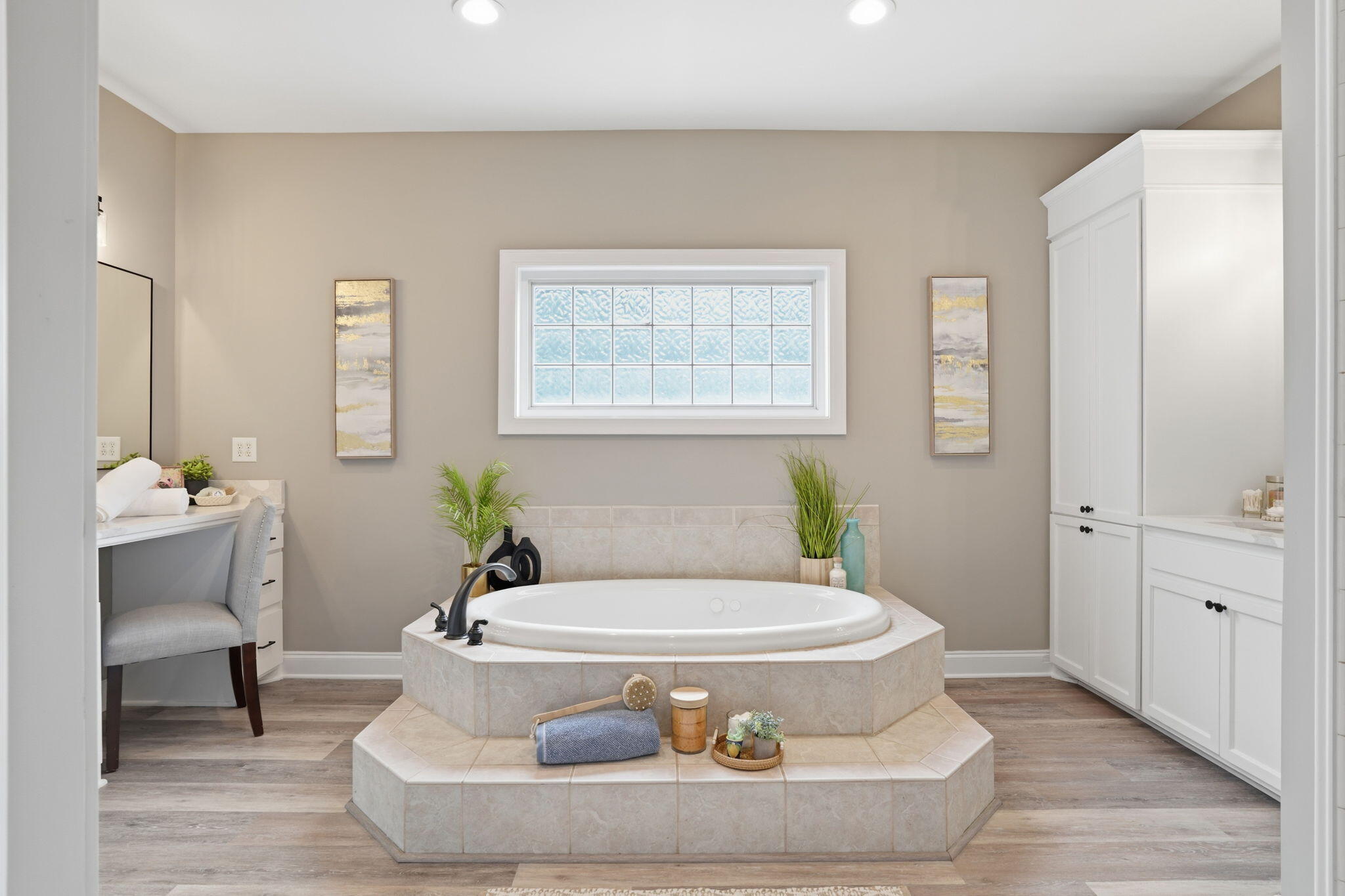 Moncks Corner, South Carolina, 29461, United States, 4 Bedrooms Bedrooms, ,3 BathroomsBathrooms,Residential,Active,2019795