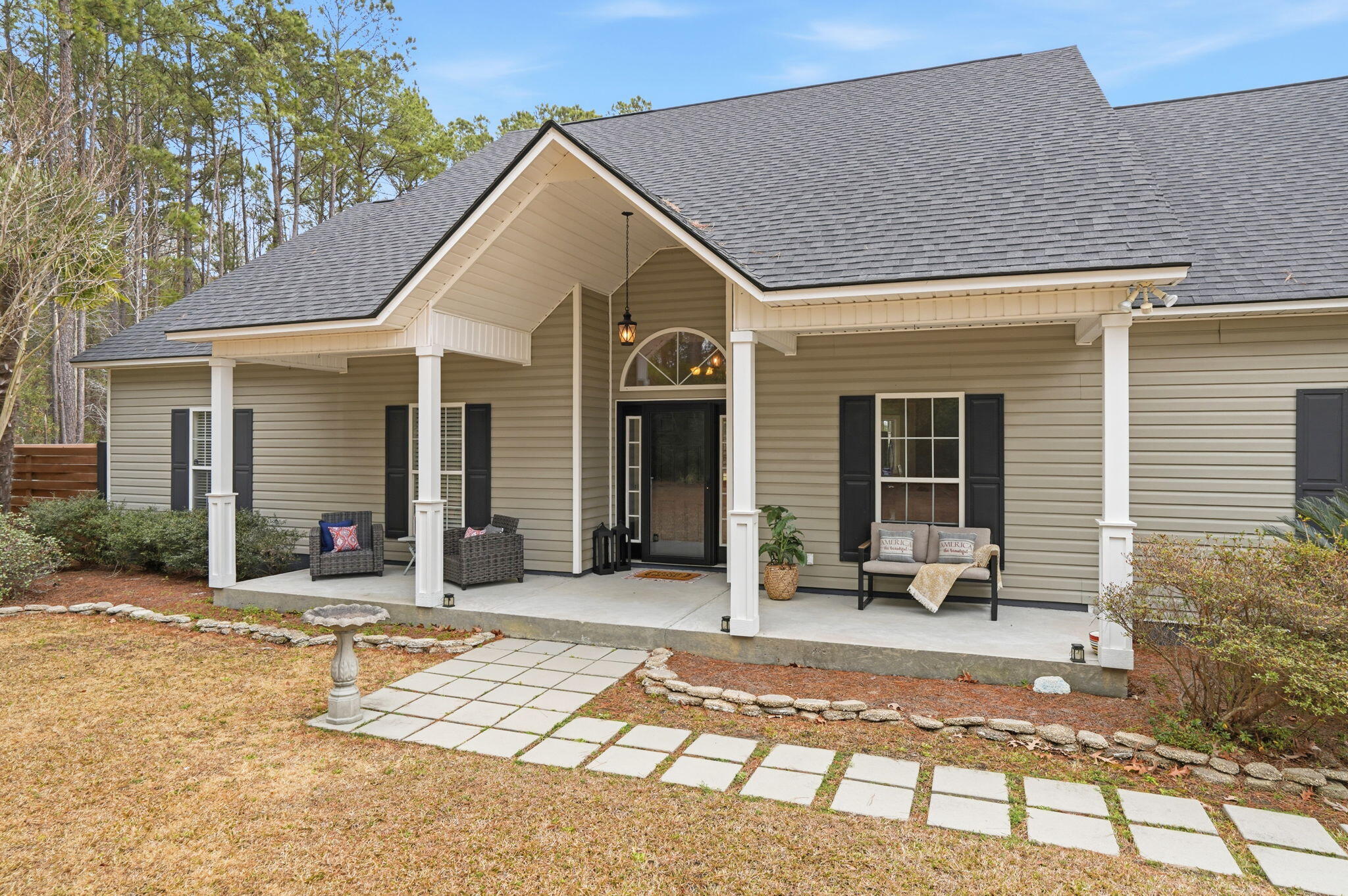Moncks Corner, South Carolina, 29461, United States, 4 Bedrooms Bedrooms, ,3 BathroomsBathrooms,Residential,Active,2019795