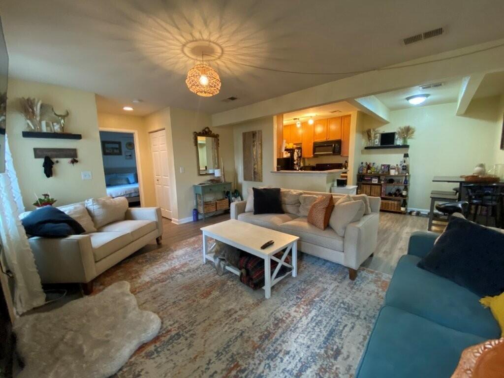 276 Alexandra Drive 6