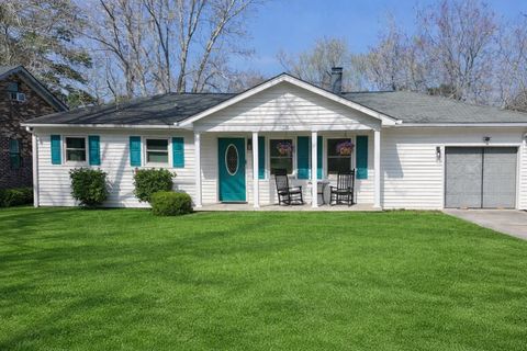 220 Crestwood Drive Summerville SC 29483