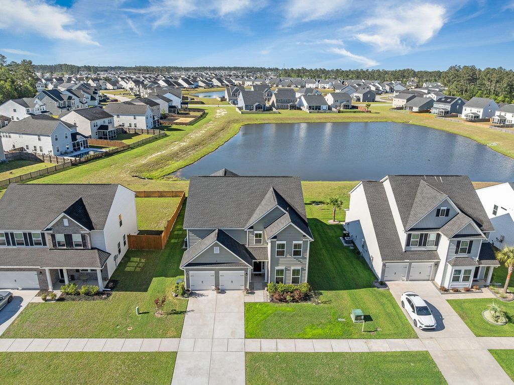 Photo of 215 Squire Pope Road, Summerville, SC 29486 (MLS # 26010739)