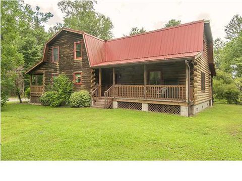 A home in Summerville