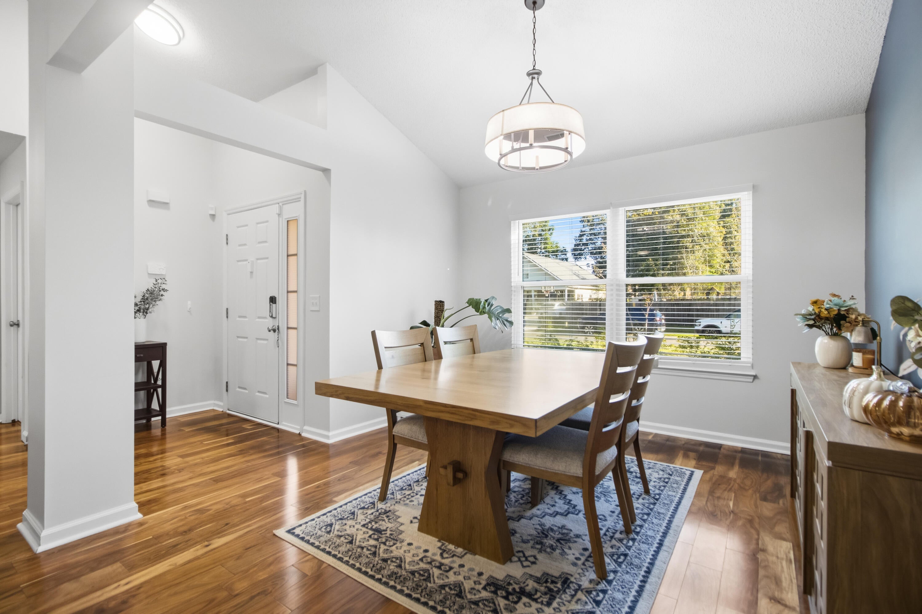 592 Hainsworth Drive