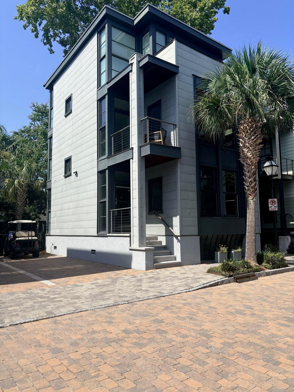 Photo of 6 Brewster CT, Charleston, SC 29403 (MLS # 26023399)