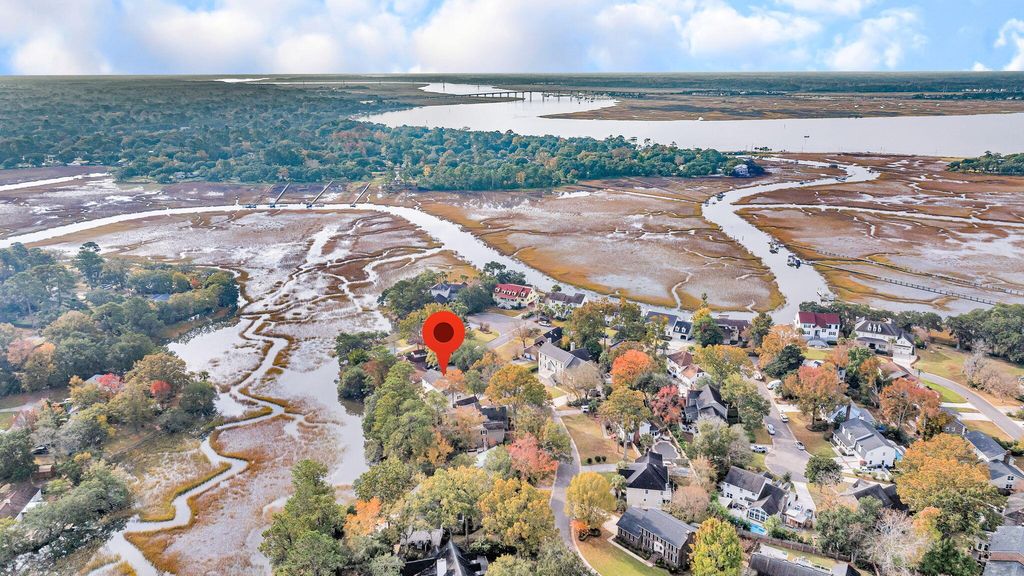 Photo of 58 Indigo Point Drive, Charleston, SC 29407 (MLS # 25031422)