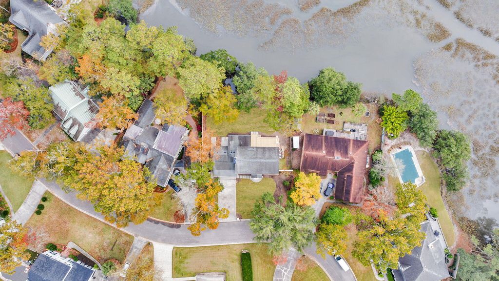 Photo of 58 Indigo Point Drive, Charleston, SC 29407 (MLS # 25031422)