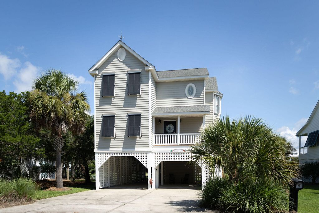 Photo of 9 Battery Park Road, Edisto Island, SC 29438 (MLS # 25022298)