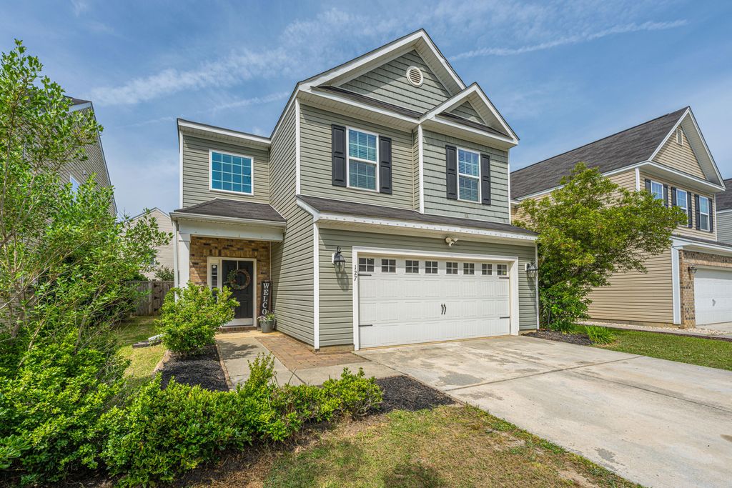 Photo of 127 Longford Drive, Summerville, SC 29483 (MLS # 26011694)