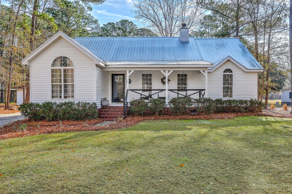 Photo of 639 Lannie Lane, Moncks Corner, SC 29461 (MLS # 26000884)