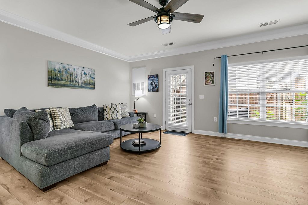 Photo of 945 E Estates Boulevard #D, Charleston, SC 29414 (MLS # 25027885)