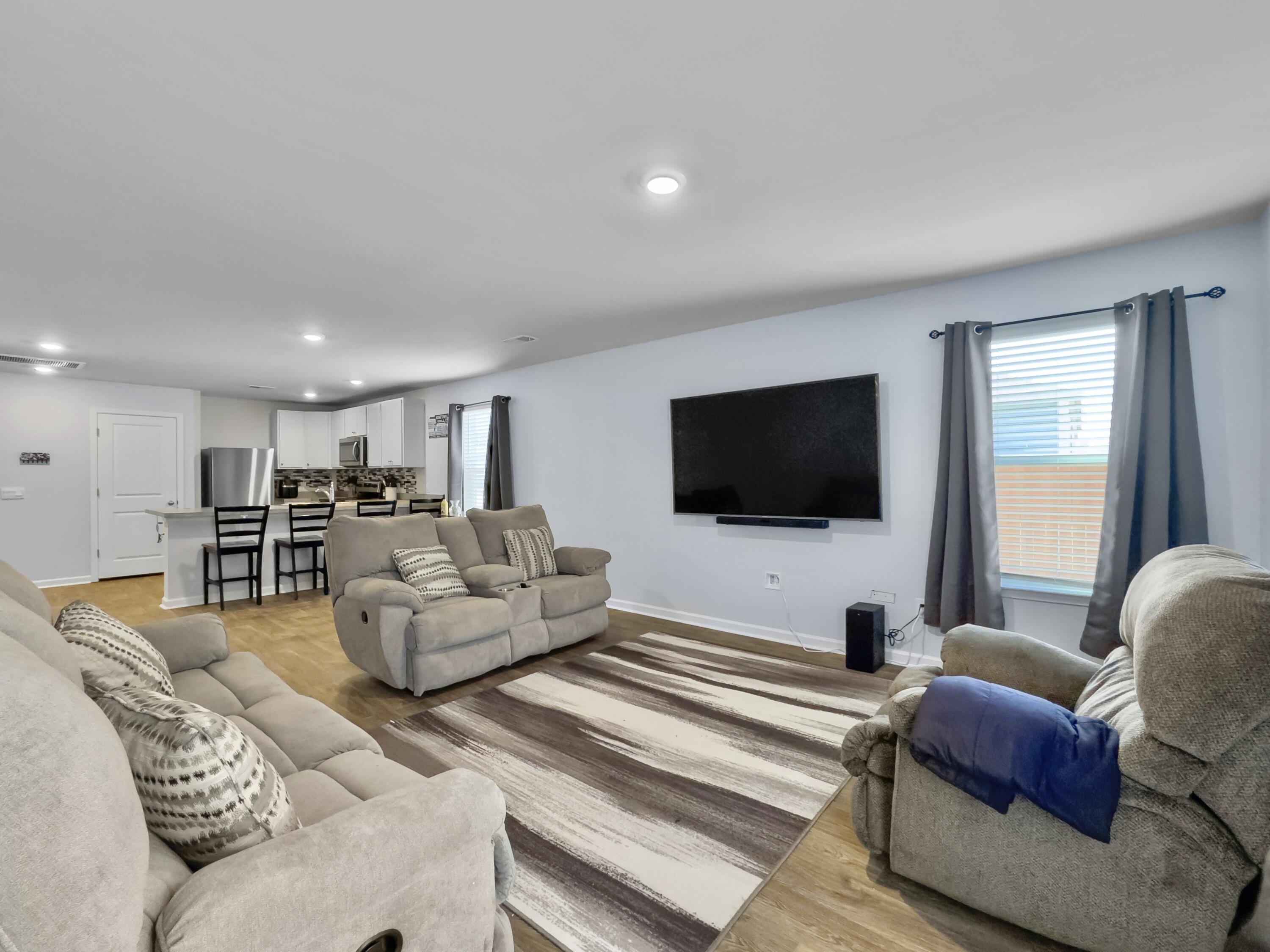 386 Spruce Ivy Street