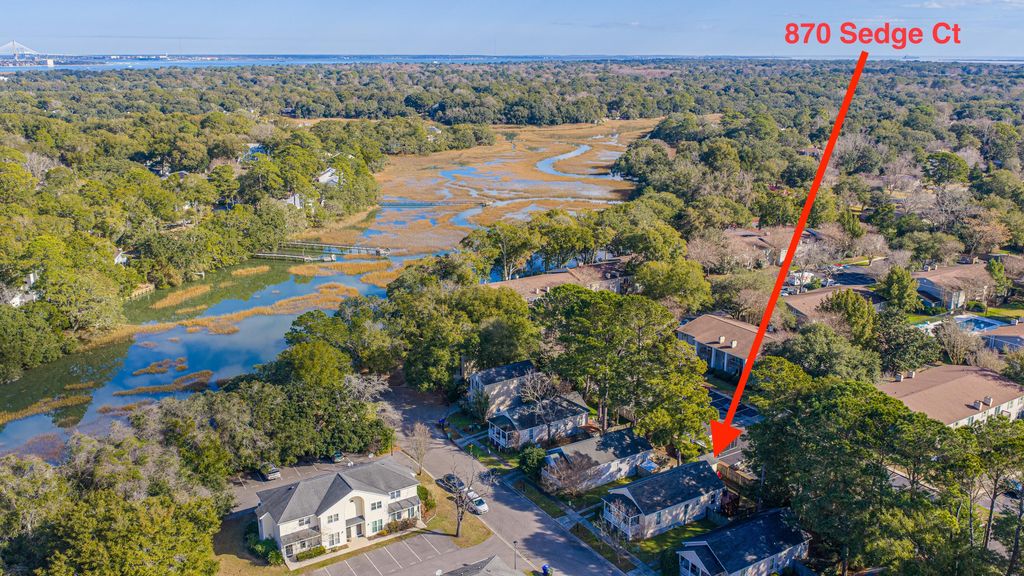 Photo of 870 Sedge Court, Charleston, SC 29412 (MLS # 26000411)