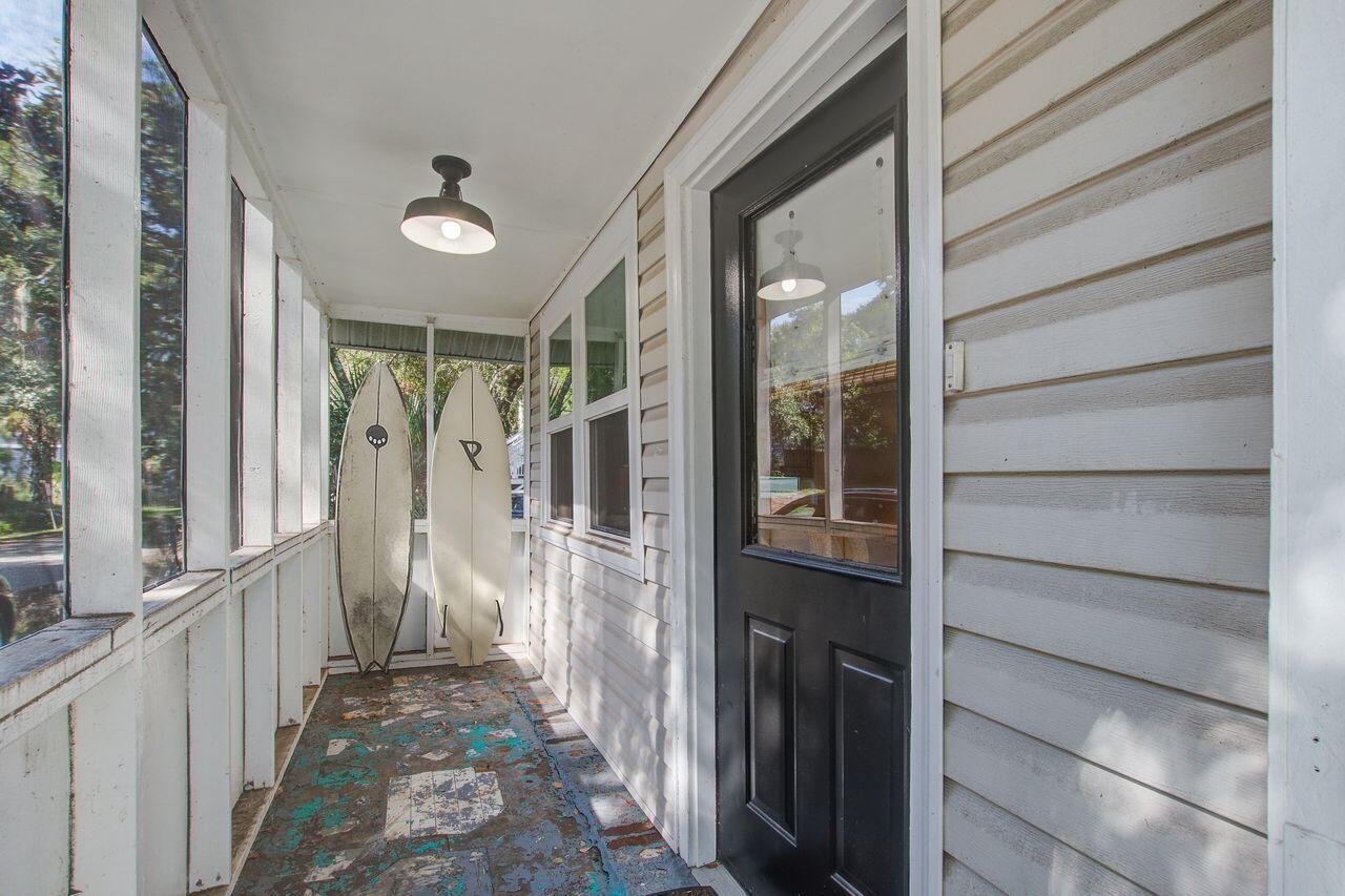 112 W W Huron Avenue