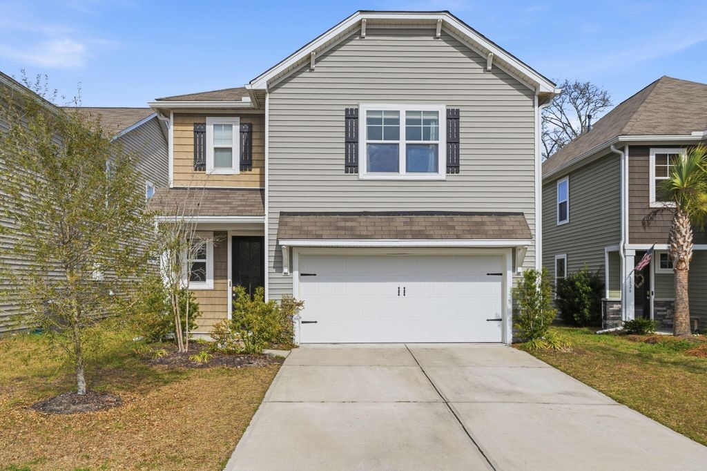 Photo of 3822 Sawmill Court, Mount Pleasant, SC 29429 (MLS # 26005702)
