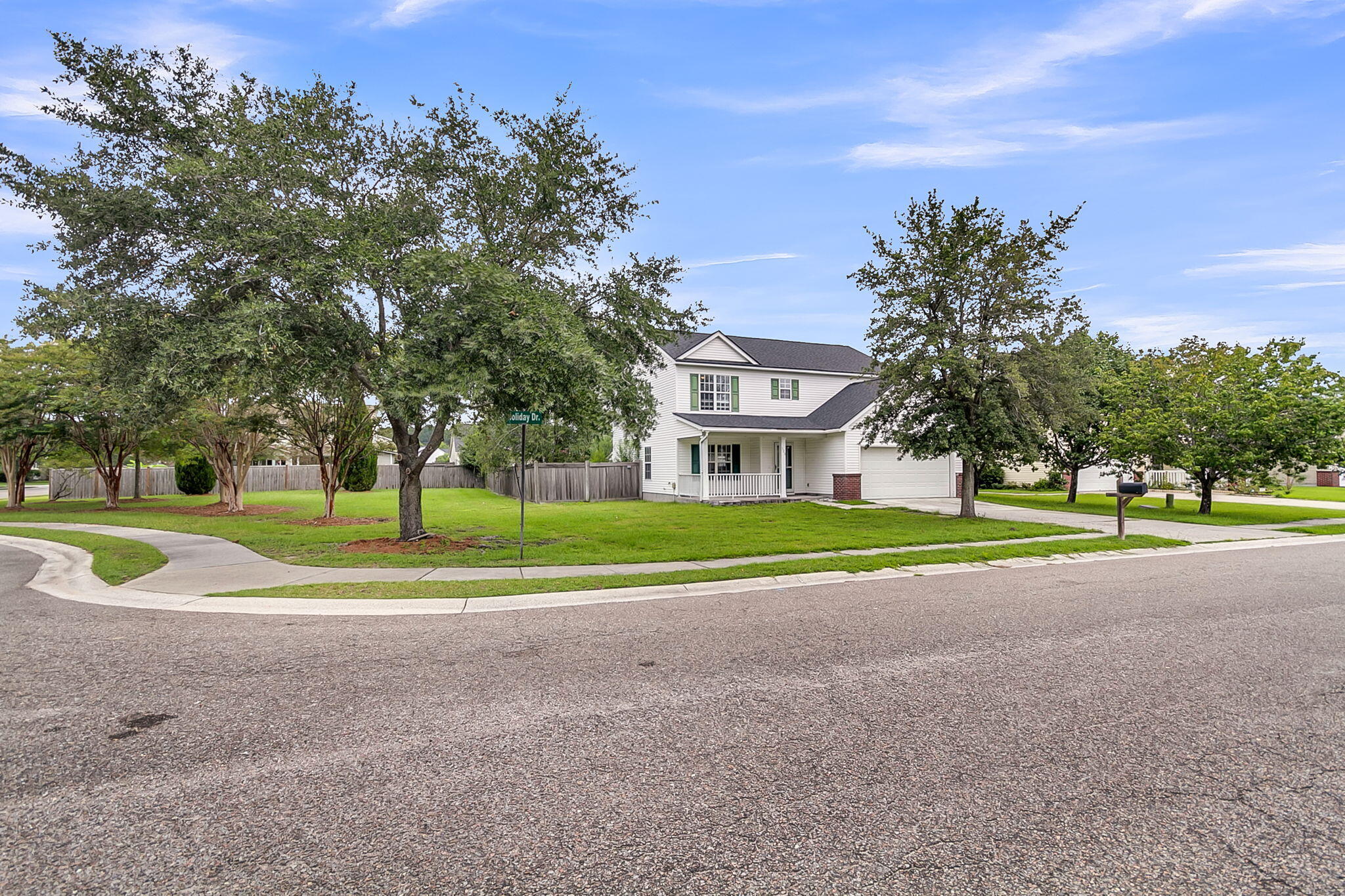 528 Holiday Drive