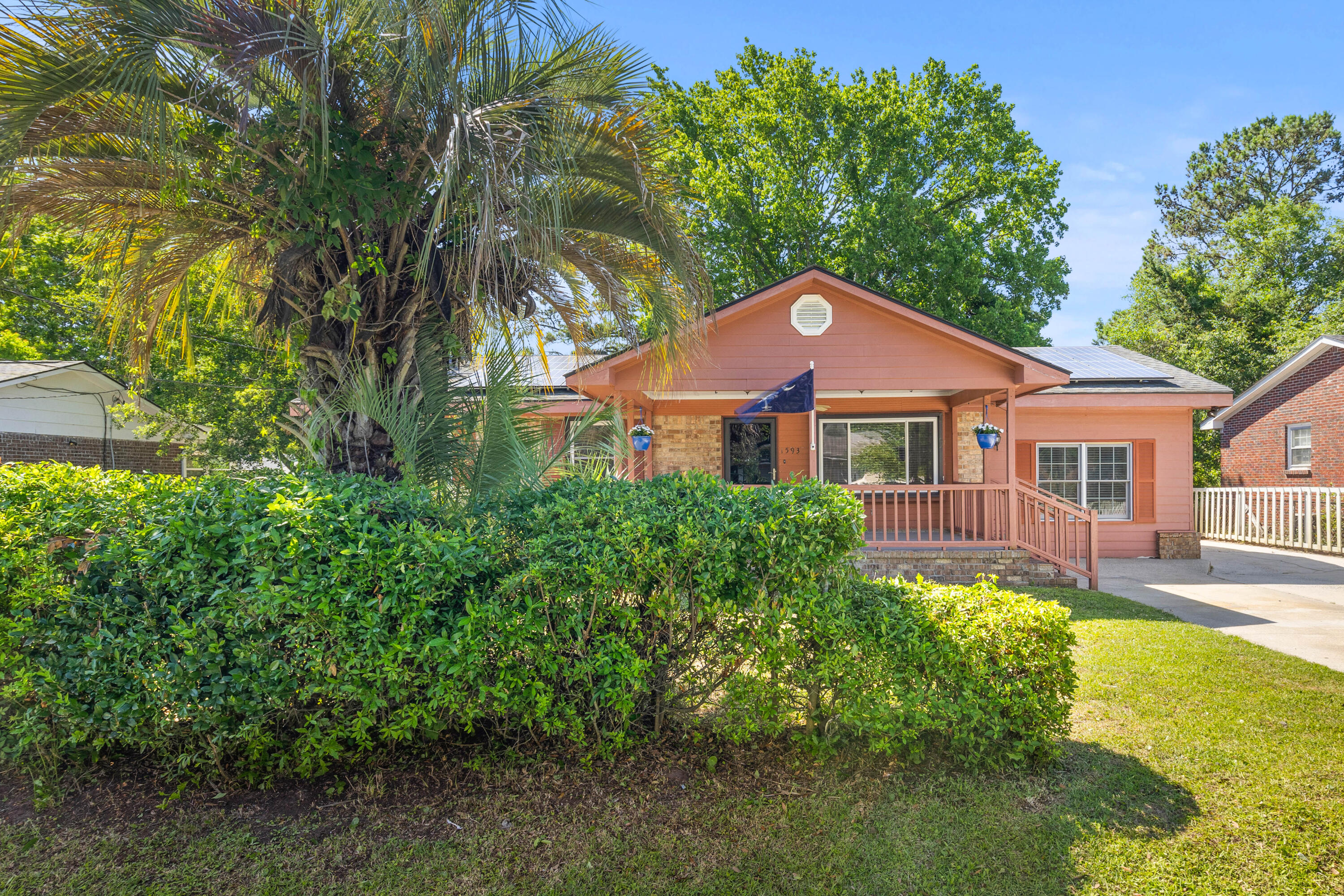 1593 Westwood Drive