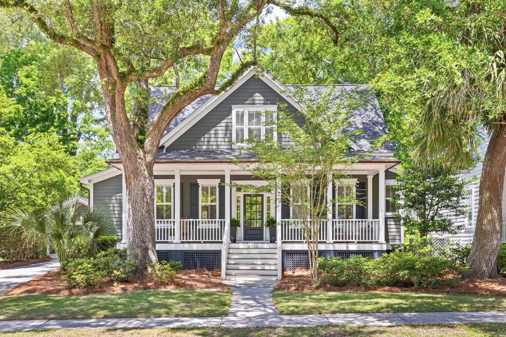 Photo of 6026 Grand Council Street, Daniel Island, SC 29492 (MLS # 26014498)