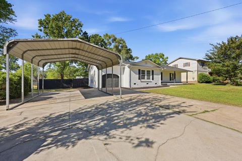 Photo of 108 Dale Avenue, Ladson, SC 29456 (MLS # 26010841)