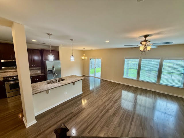 5411 Overland Trail
