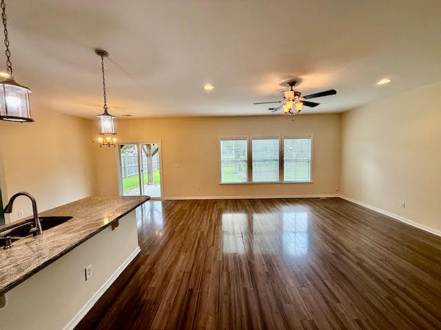 5411 Overland Trail