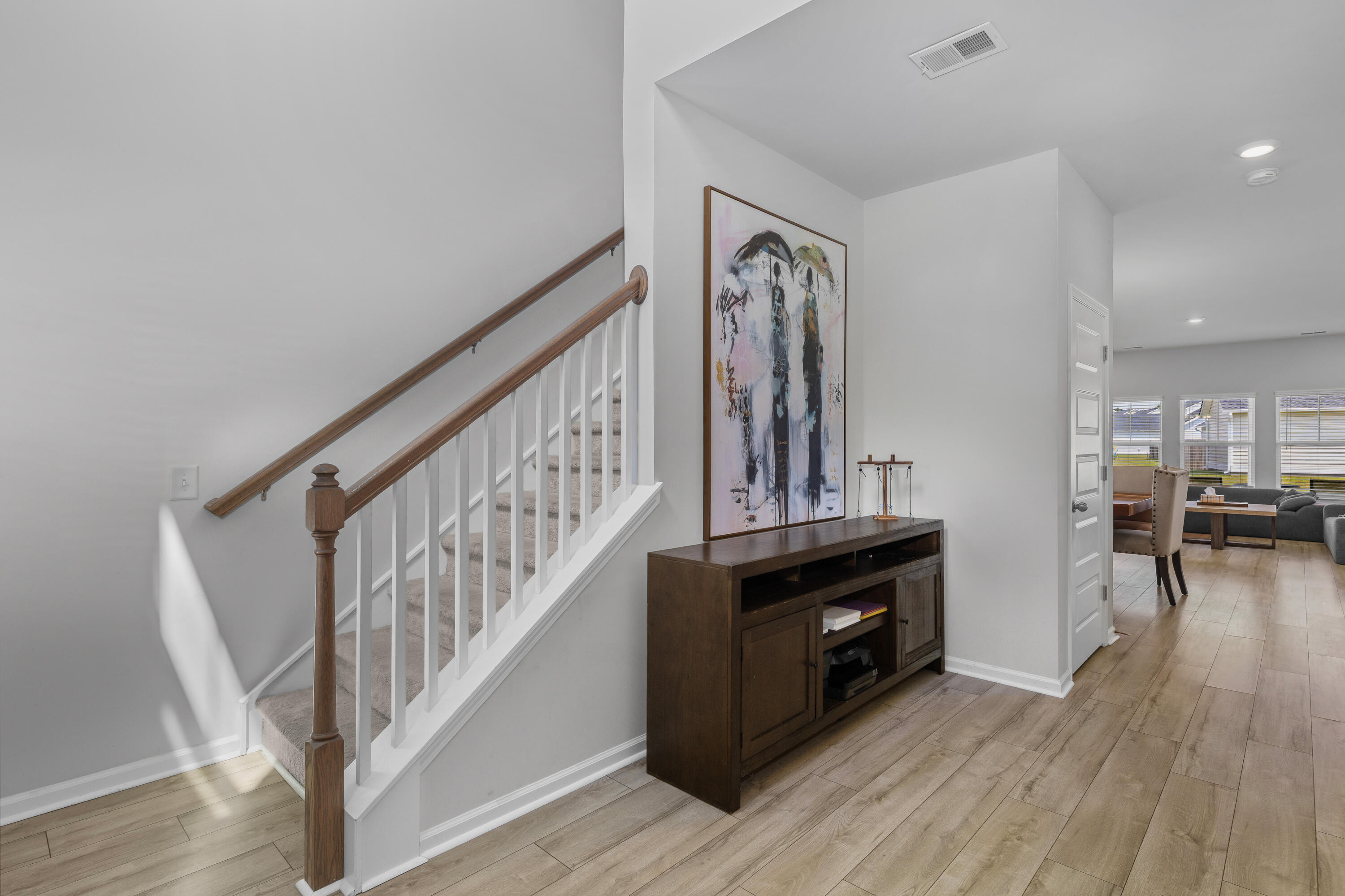 141 Woodland Oak Way