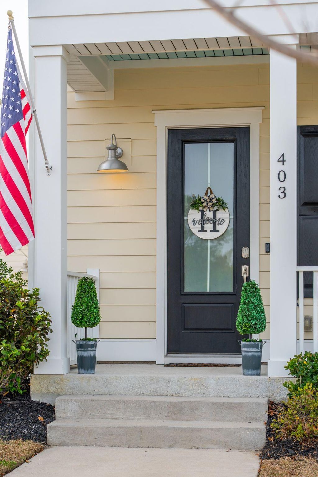 Photo of 403 N Commodore Way, Summerville, SC 29483 (MLS # 26001427)