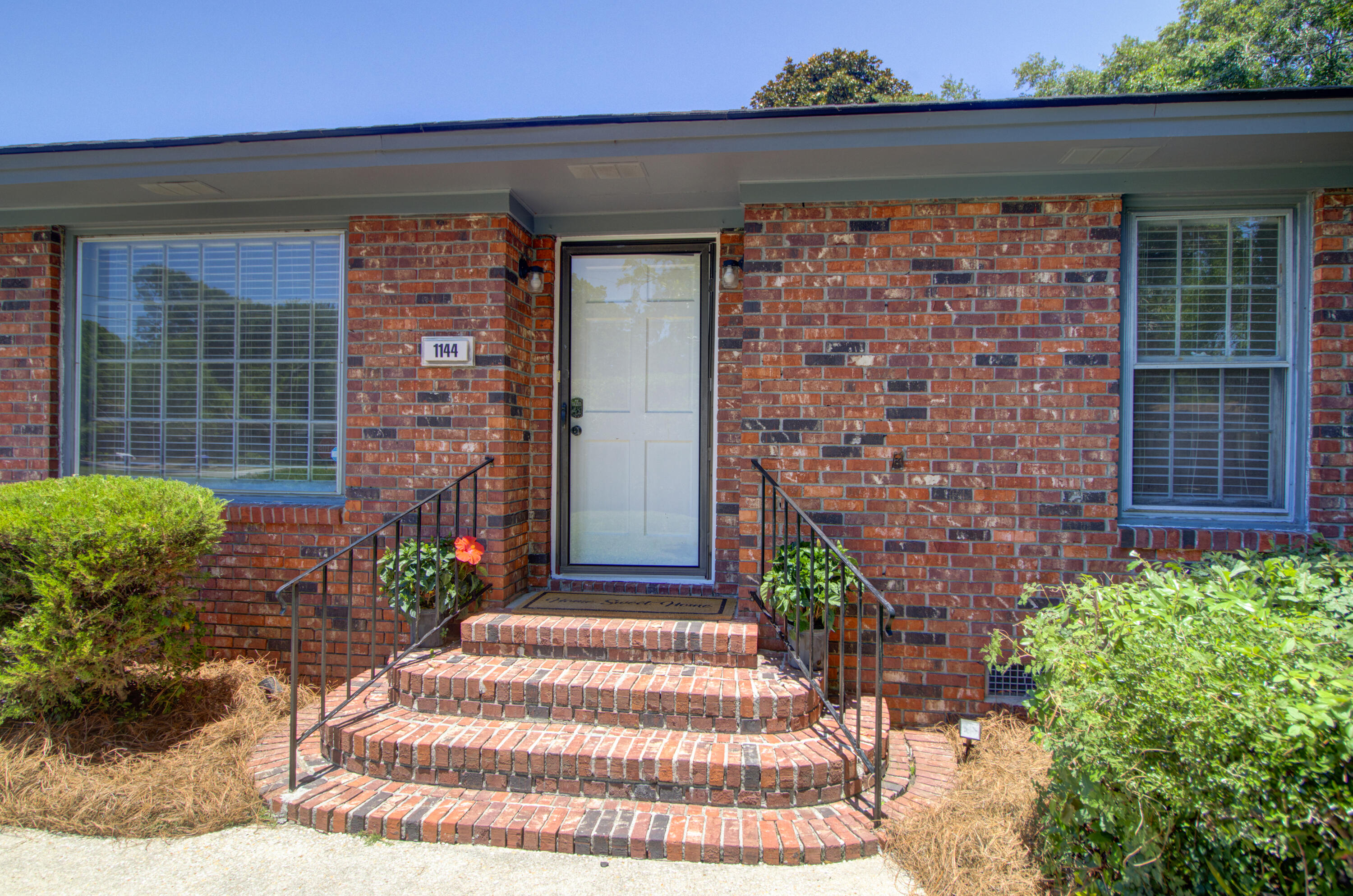 1144 Wyndham Road