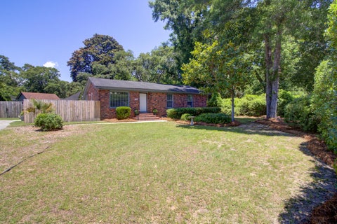 Photo of 1144 Wyndham Road, Charleston, SC 29412 (MLS # 26017241)