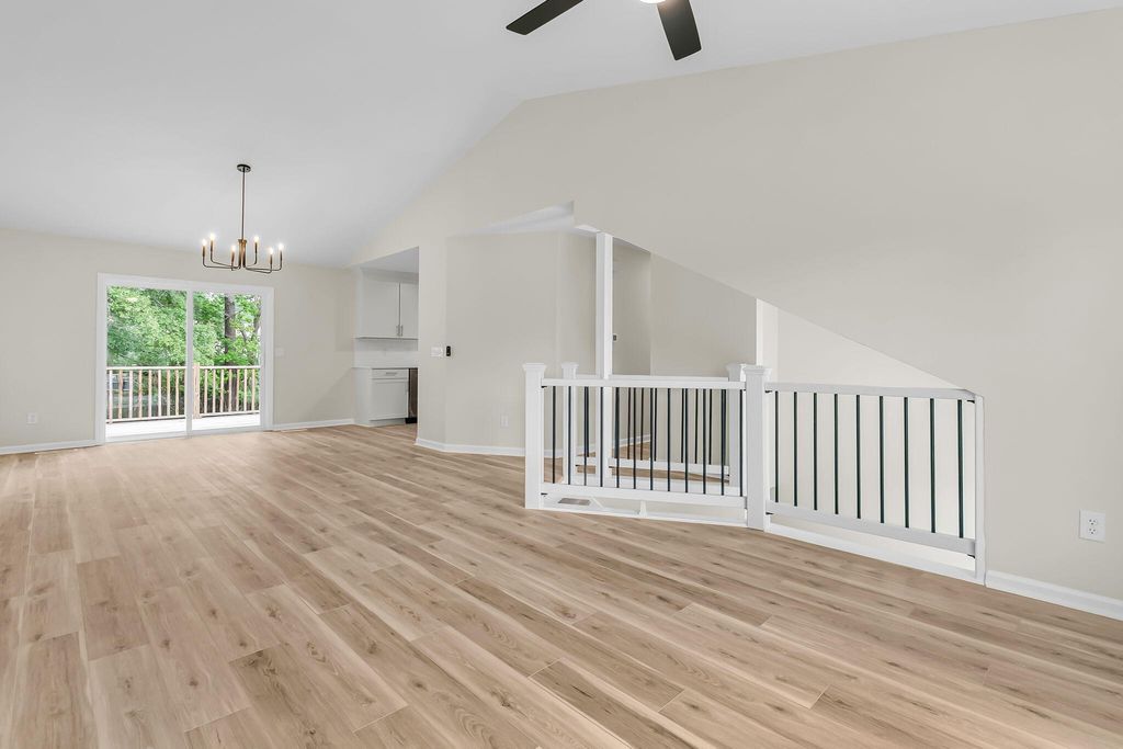 Photo of 104 Foxfire Court, Summerville, SC 29486 (MLS # 26013692)