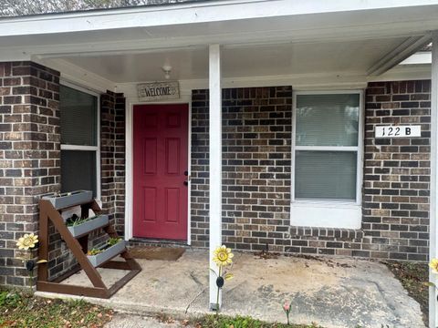 122 Langley Drive A&B Summerville SC 29485