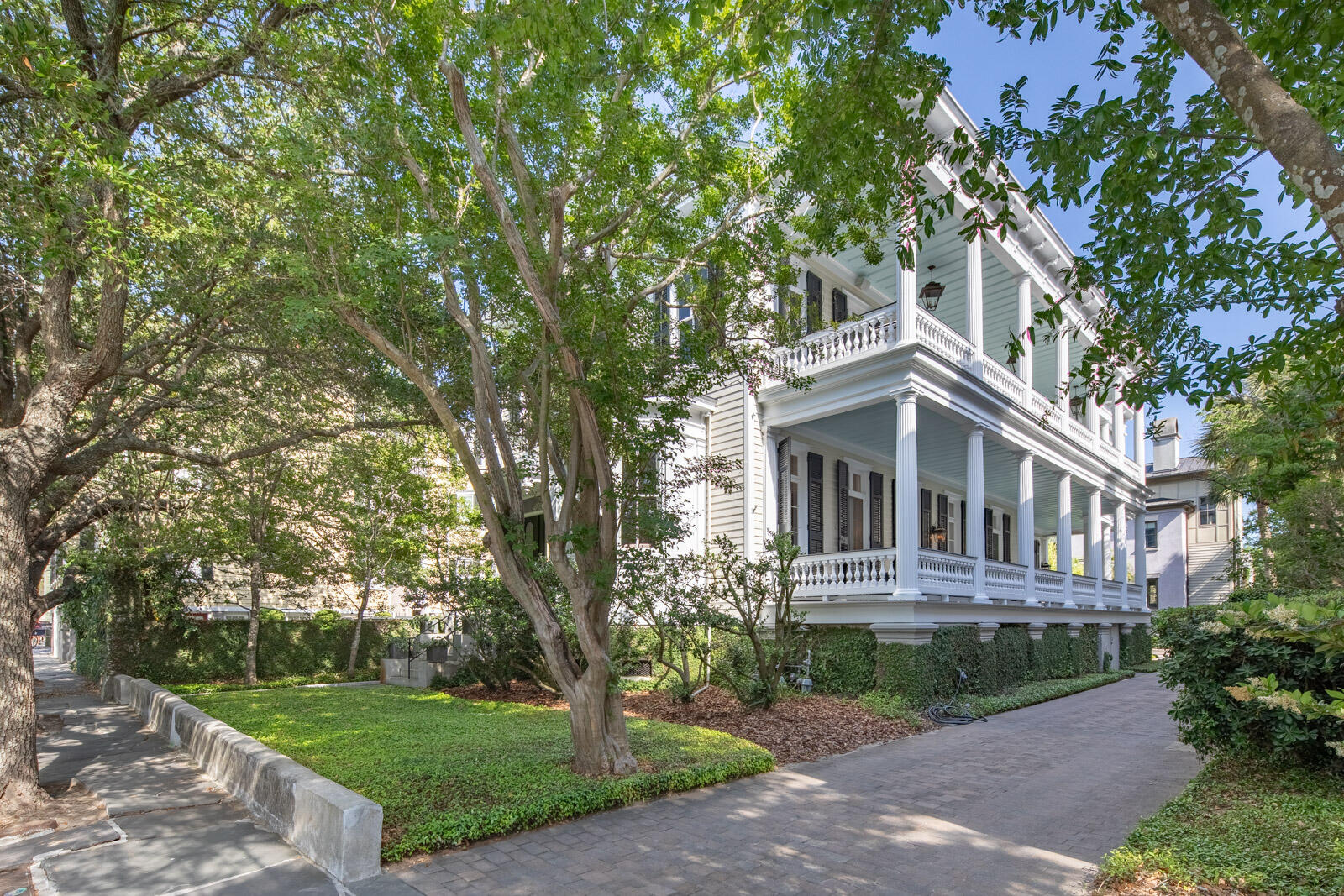 155 Wentworth Street A