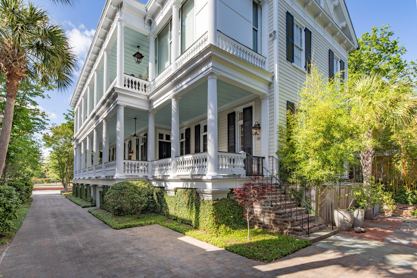 155 Wentworth Street A