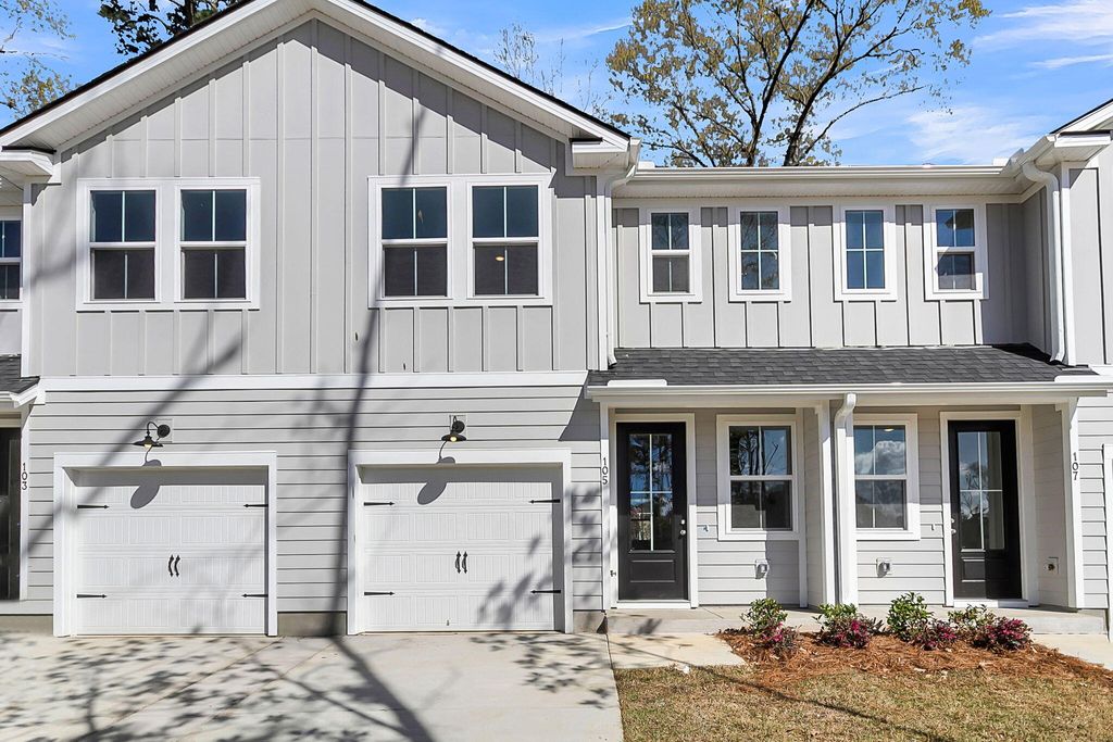 Photo of 105 Berry Shoals Drive, Summerville, SC 29485 (MLS # 26003633)