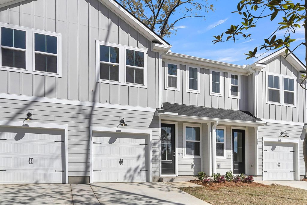 Photo of 105 Berry Shoals Drive, Summerville, SC 29485 (MLS # 26003633)