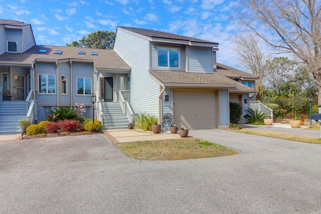 Photo of 670 Harbor Creek Place #35, Charleston, SC 29412 (MLS # 25026821)