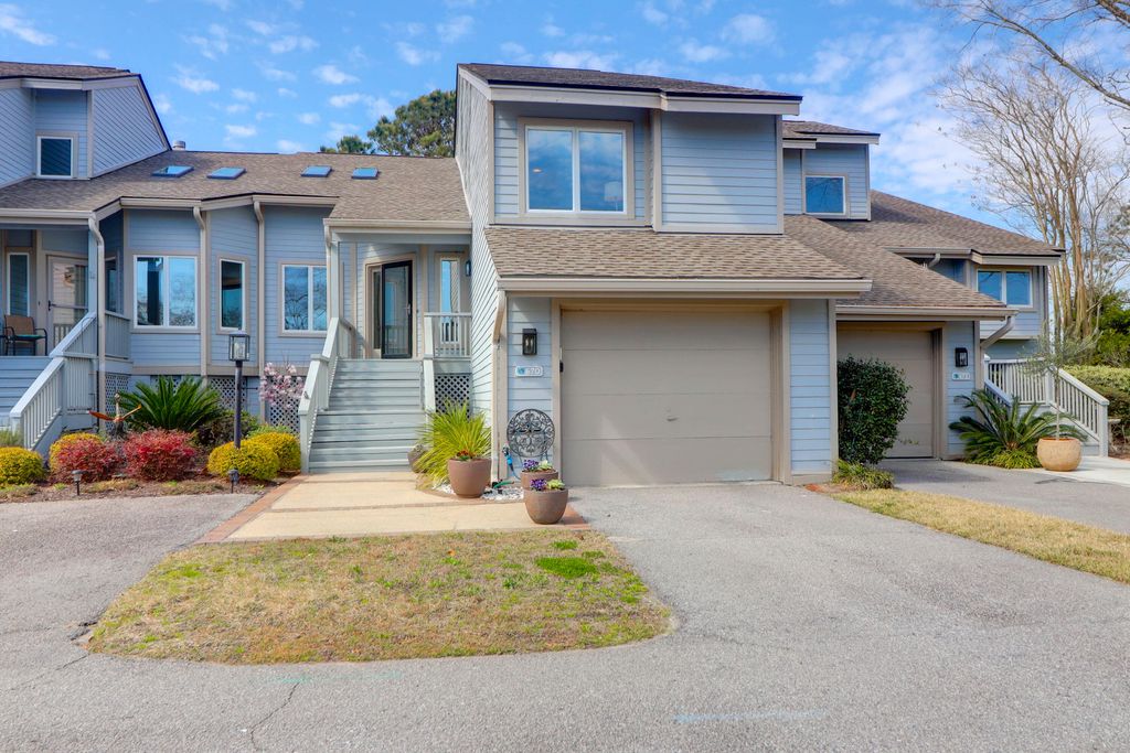 Photo of 670 Harbor Creek Place #35, Charleston, SC 29412 (MLS # 25026821)
