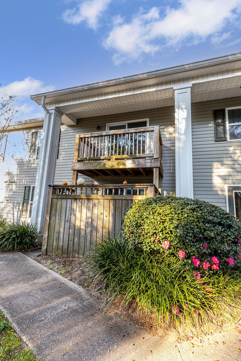 Photo of 1402 Camp Road #3f, Charleston, SC 29412 (MLS # 25030663)