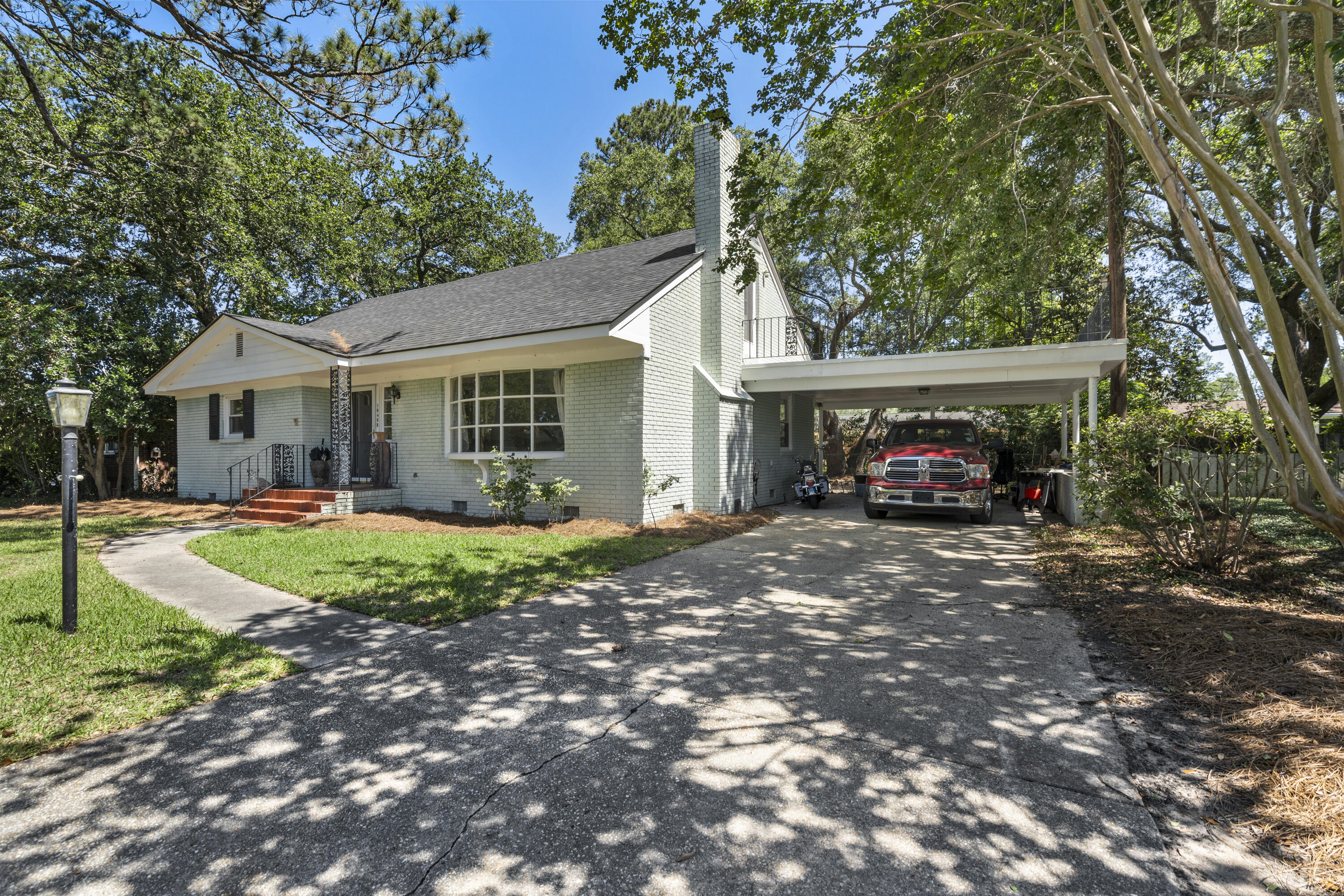 1846 Capri Drive