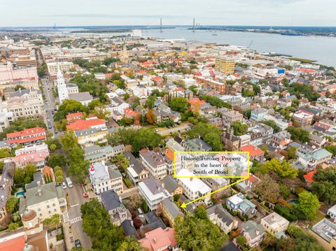 61 1/2 Tradd Street Charleston SC 29401