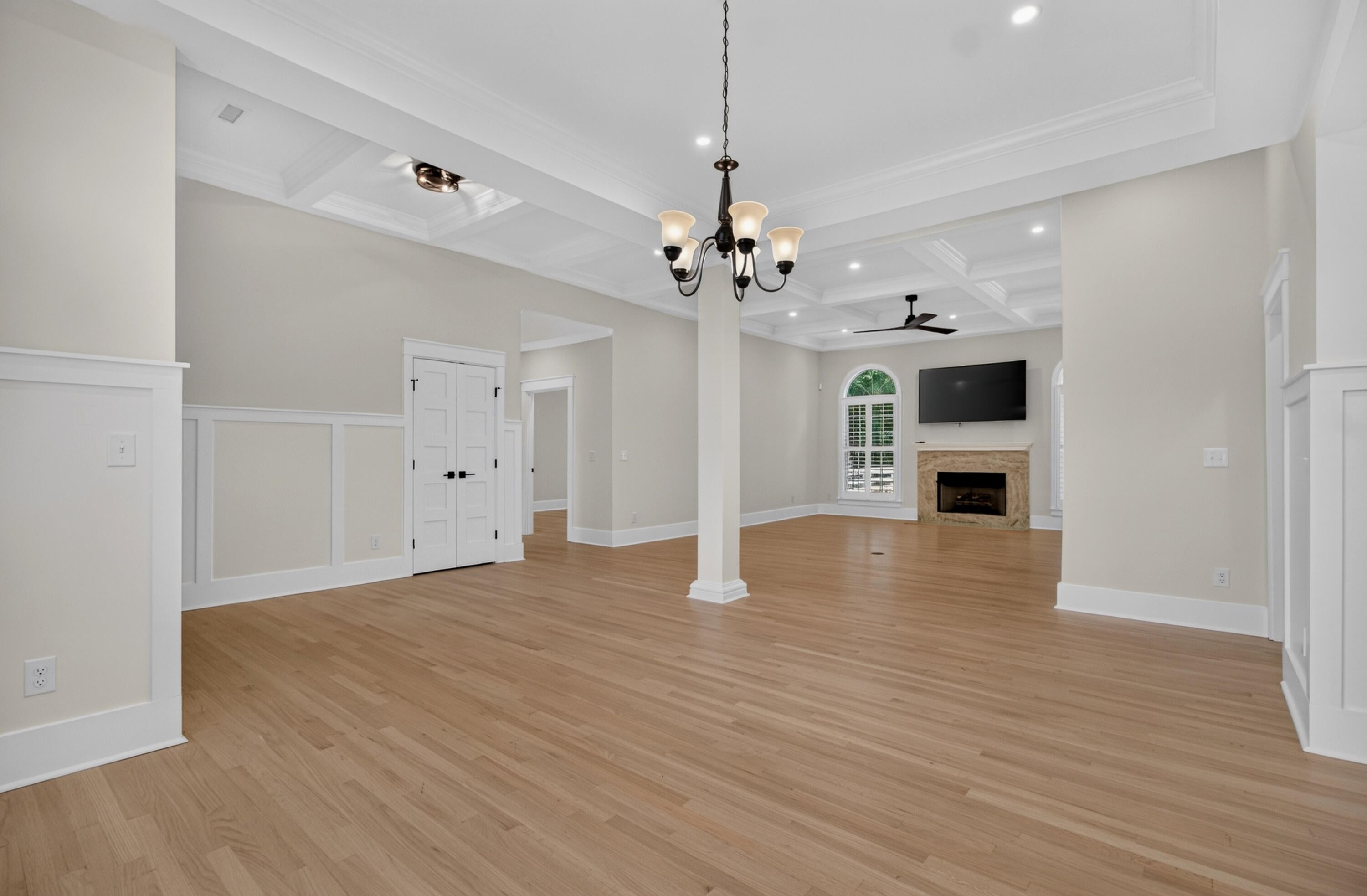 2600 John Boone Court