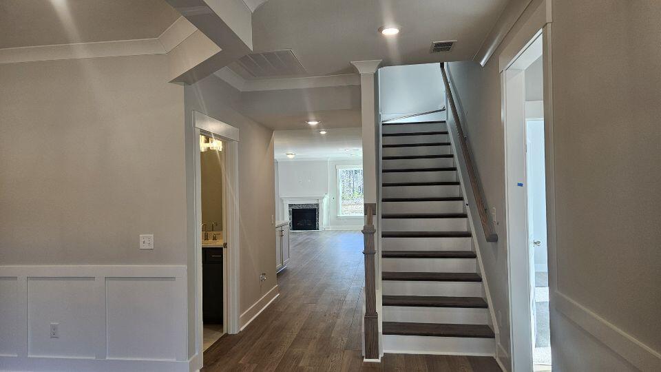 260 Huguenot Trail