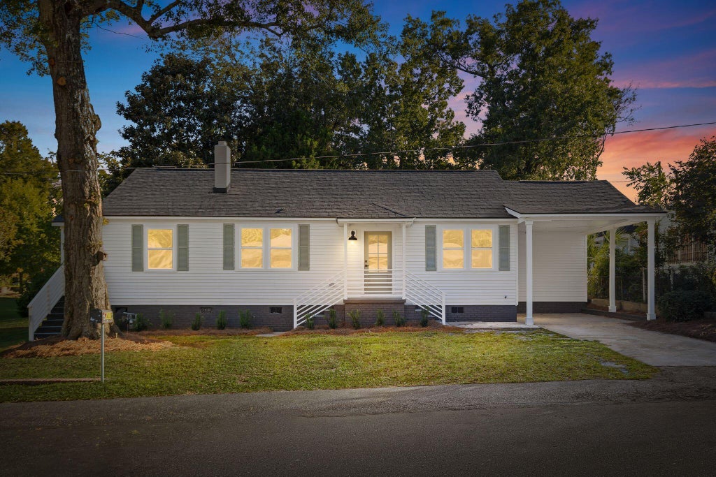Photo of 1403 Wando Road, North Charleston, SC 29405 (MLS # 26028821)