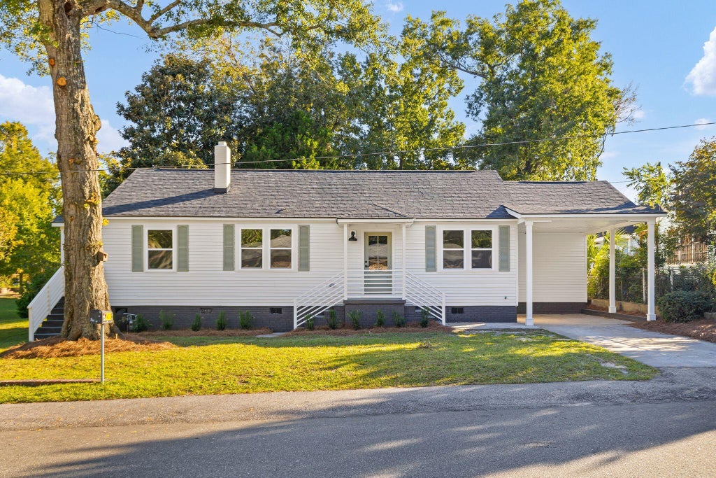 Photo of 1403 Wando Road, North Charleston, SC 29405 (MLS # 26028821)